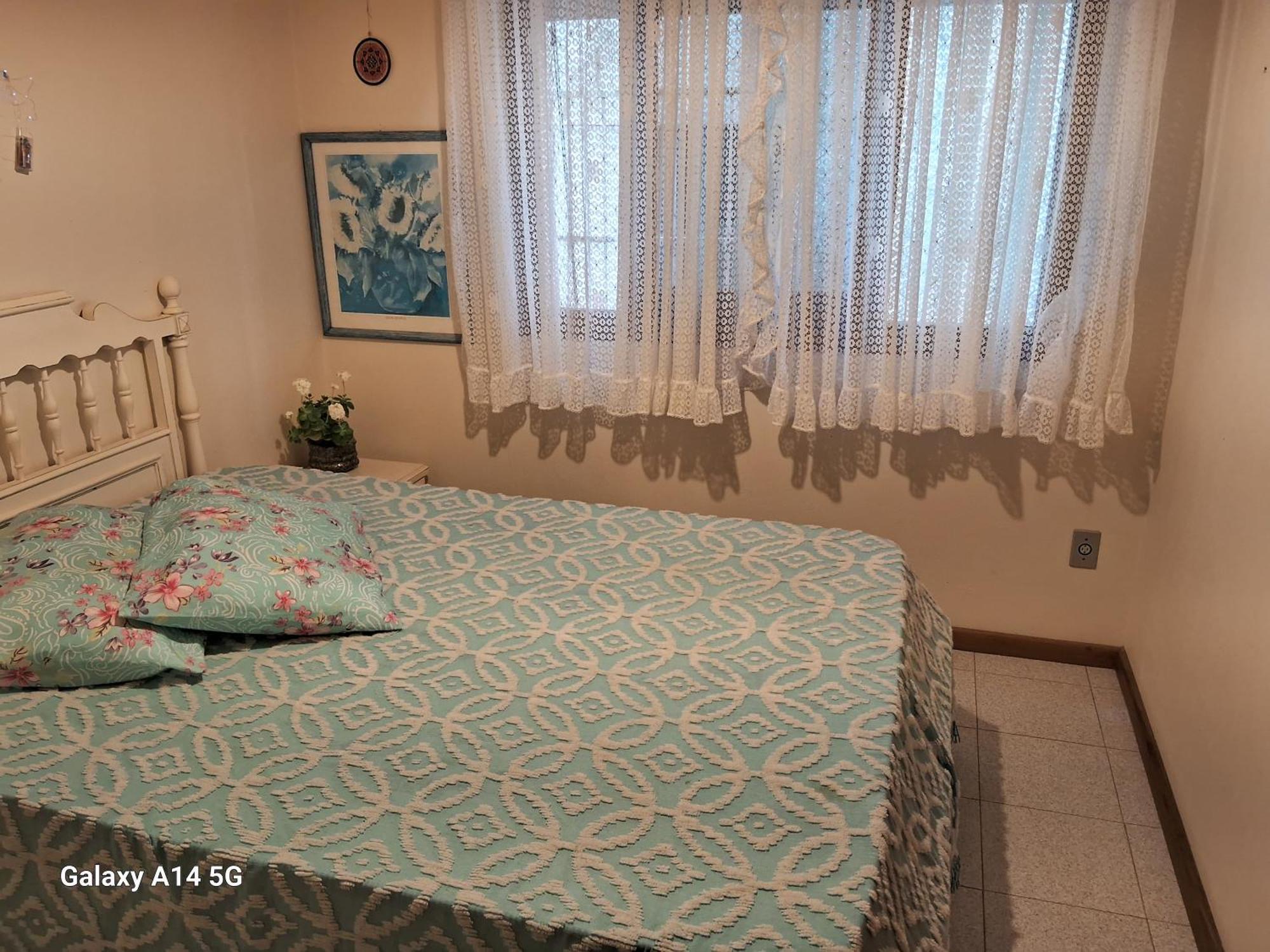 Homestay Alugo A 300m Da *